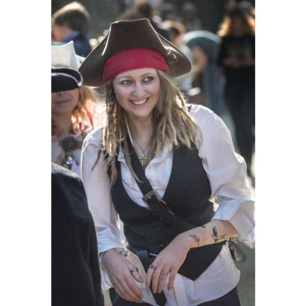 Smiling Pirate Lady – Image 2