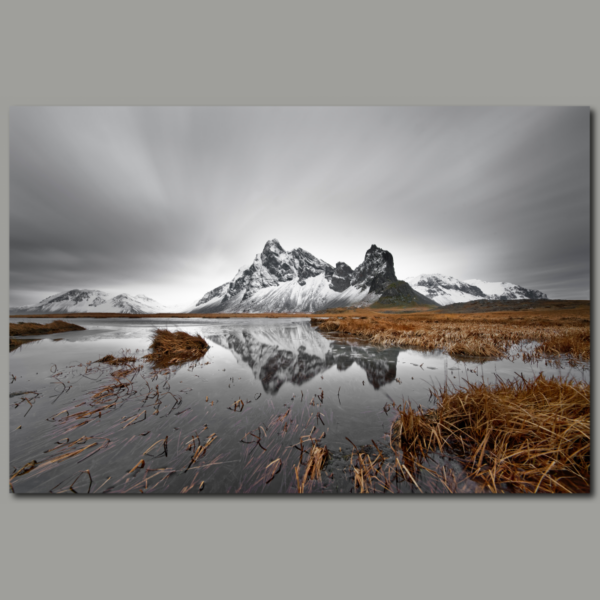 Islandia - Cordillera con reflejo