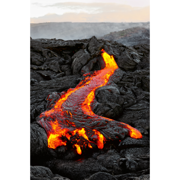 Hawaii - Lava tritt aus einer Erdspalte aus - Imagen 2