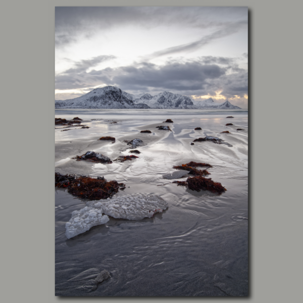 Poster: Beach impressions in winter