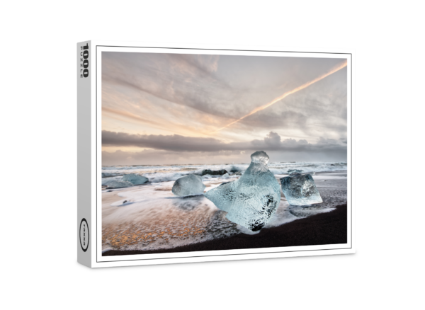 raxxa Premium Puzzle: Glacier ice on the beach