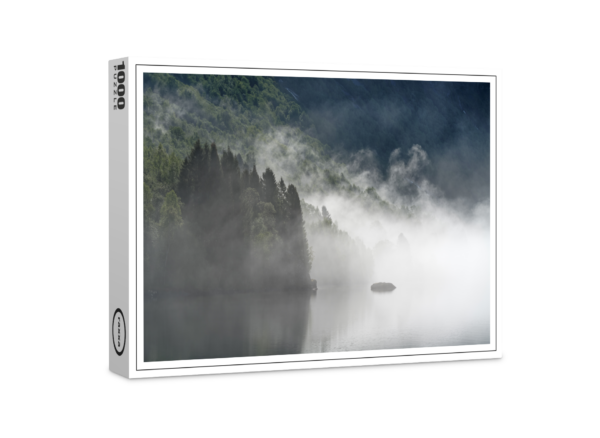 raxxa premium puzzle: Morning mist on the lake