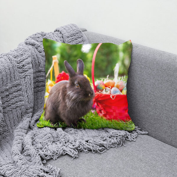 Cushion: Easter bunny and Easter eggs.