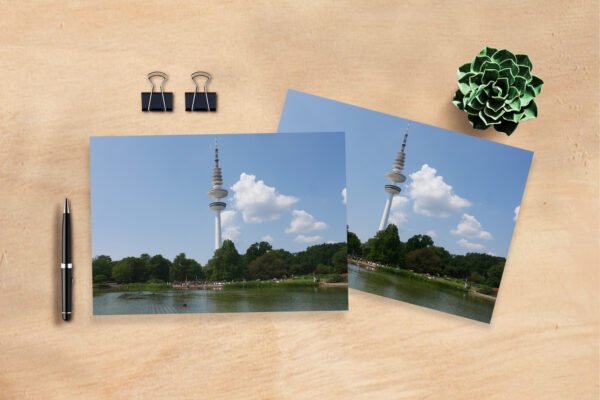 raxxa Postkarte: Planten un Blomen in Hamburg mit Fernsehturm