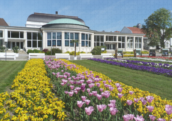 raxxa Premium-Puzzle: Blumen und Kurhaus in Bad Salzuflen - Image 2