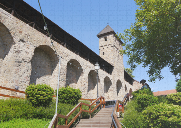 raxxa Premium-Puzzle: Grauer Turm an der Stadtmauer in der Altstadt von Kirchheimbolanden – Bild 2